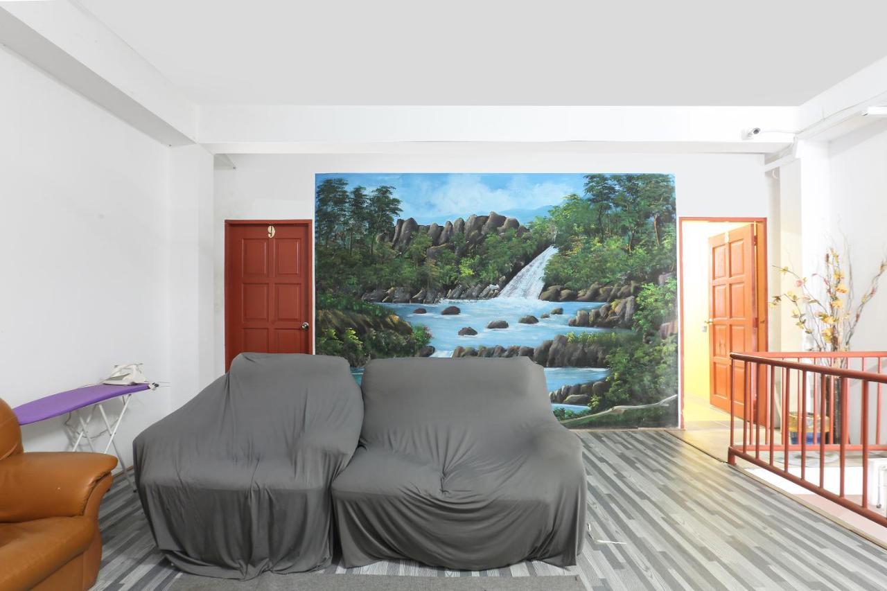 Oyo 90321 Hotel Bajet Sri Manal Tanah Merah  Luaran gambar