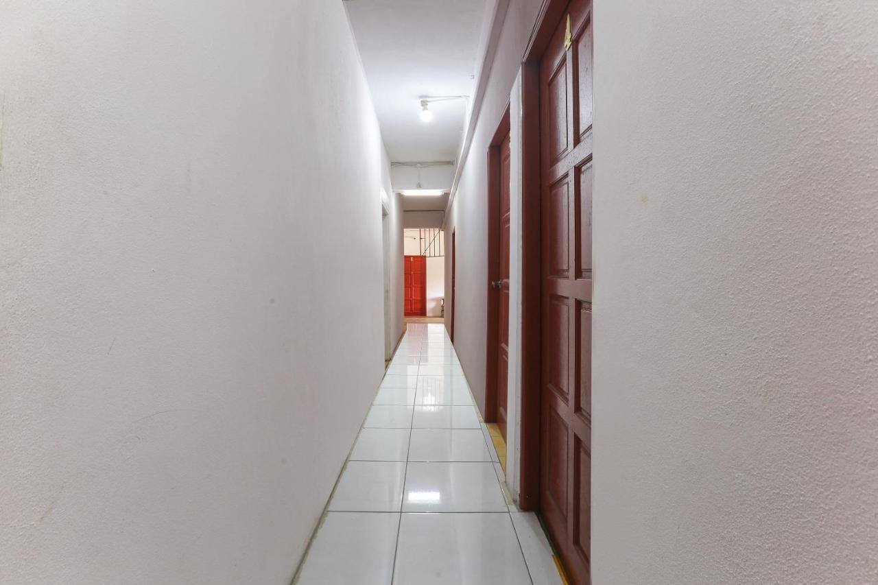 Oyo 90321 Hotel Bajet Sri Manal Tanah Merah  Luaran gambar