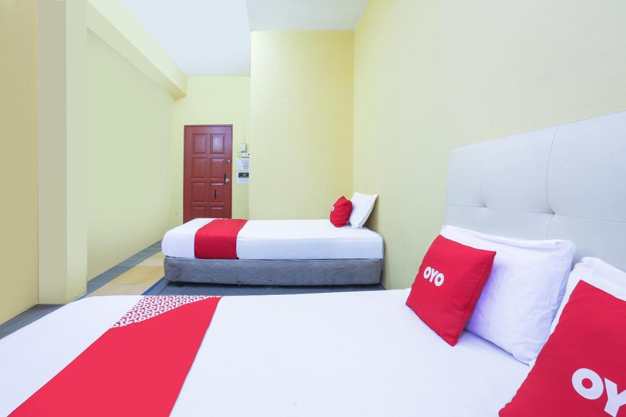 Oyo 90321 Hotel Bajet Sri Manal Tanah Merah  Luaran gambar