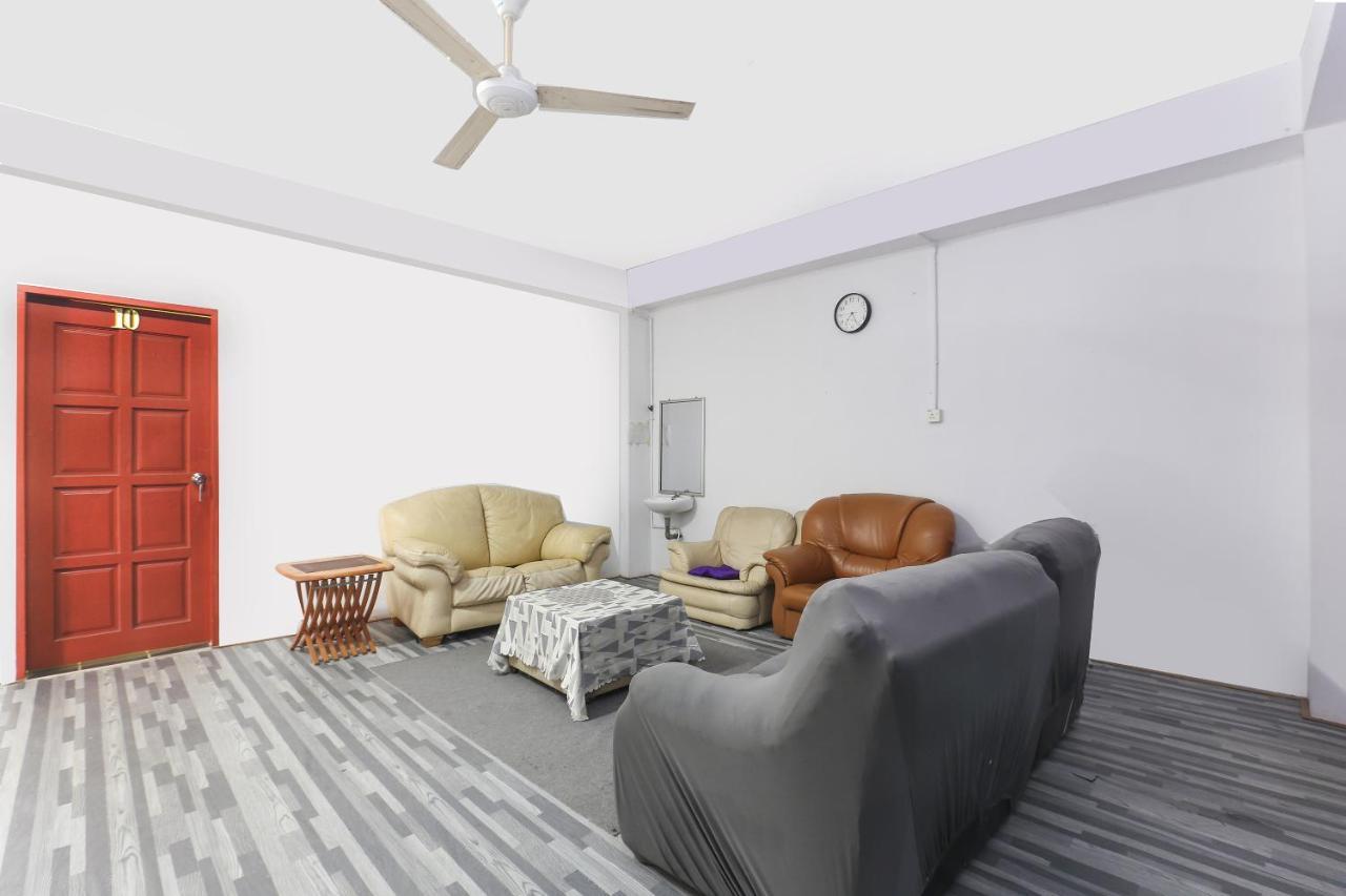Oyo 90321 Hotel Bajet Sri Manal Tanah Merah  Luaran gambar