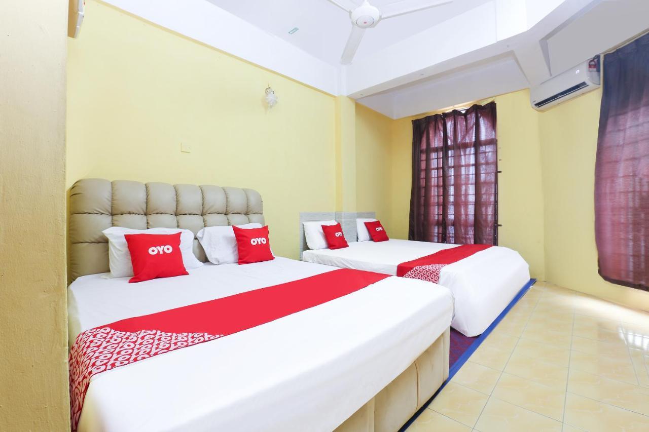 Oyo 90321 Hotel Bajet Sri Manal Tanah Merah  Luaran gambar